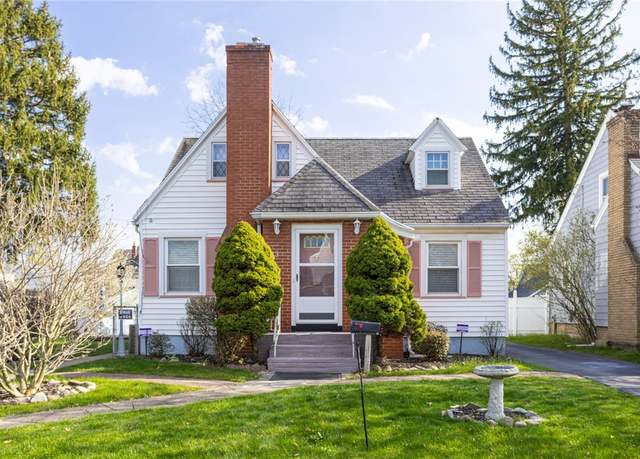 Property at 23 Briarcliff Rd, Greece, NY 14616, 3 beds, 2 baths