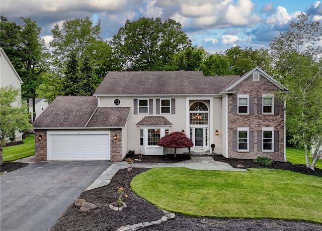 Property at 5 Chelten Rise, Perinton, NY 14450, 3 beds, 2.5 baths