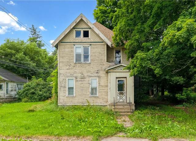 Property at 118 Strang St, Westfield, PA 16950, 3 beds, 1 bath