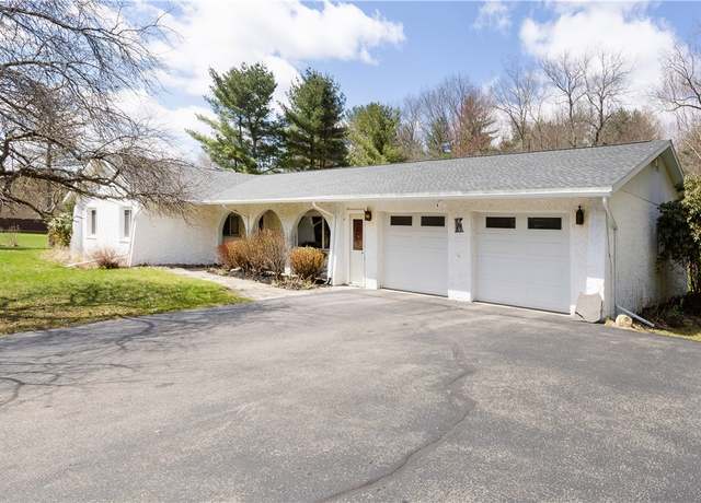Property at 153 County Highway 58, Oneonta-town, NY 13820, 3 beds, 2.5 baths