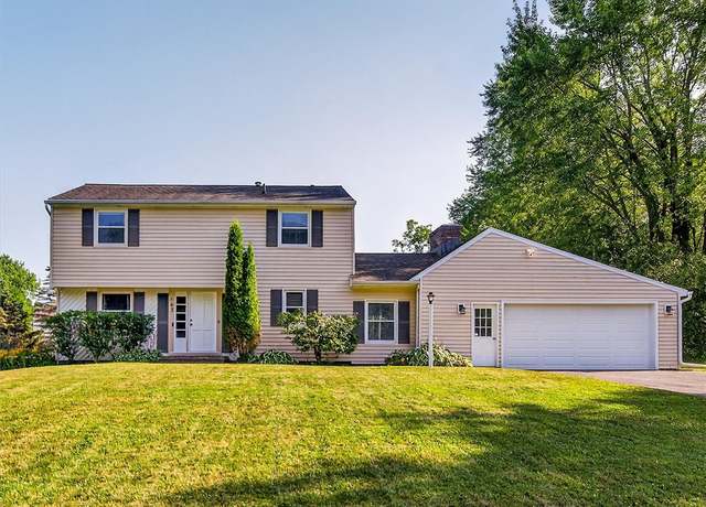 Property at 63 Fawn Ridge Rd, Henrietta, NY 14467, 3 beds, 1.5 baths
