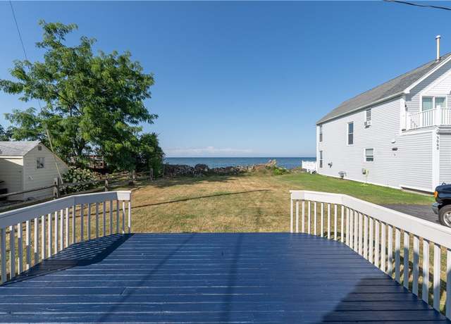 Property at 3065 Edgemere Dr, Greece, NY 14612, 2 beds, 1 bath