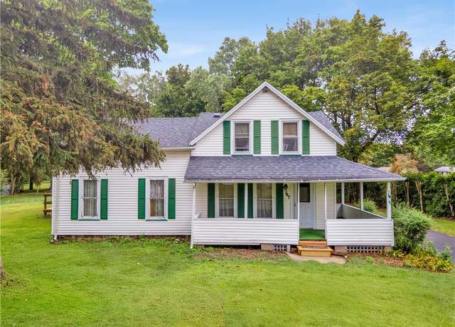 Property at 787 Dewitt Rd, Webster, NY 14580, 4 beds, 2 baths