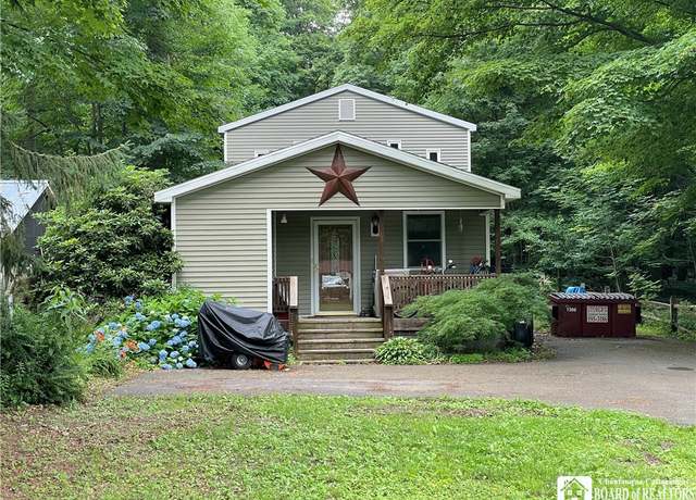 Property at 230 Dale Dr, Stockton, NY 14718, 3 beds, 2.5 baths