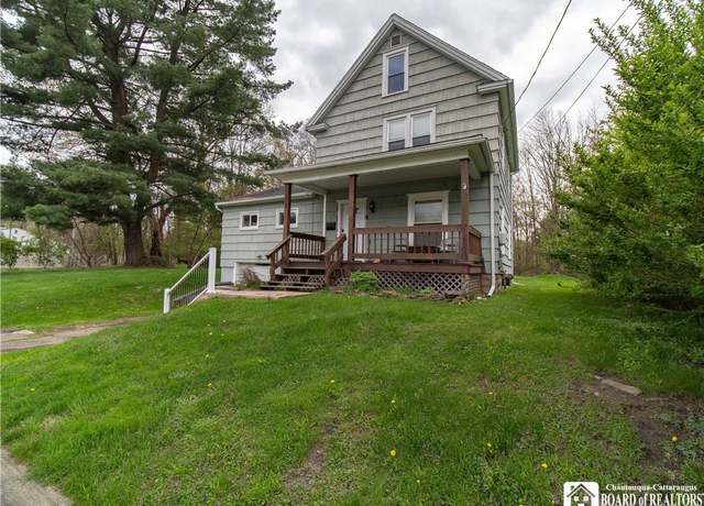 Property at 78 Benson St, Jamestown, NY 14701, 3 beds, 1.5 baths