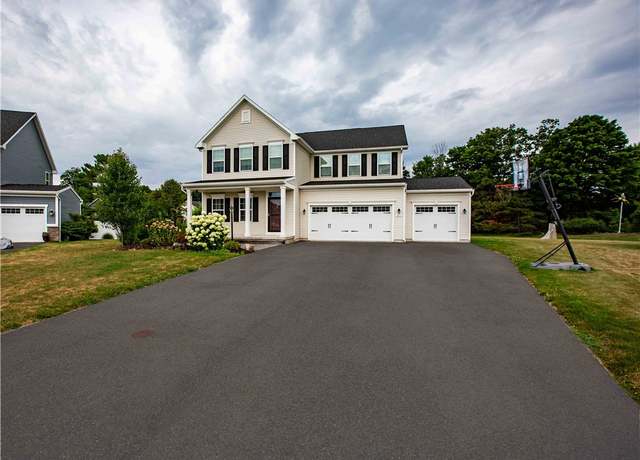 Property at 357 Anna Cir, Webster, NY 14580, 4 beds, 3.5 baths