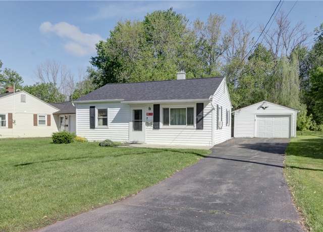 Property at 15 Wycliffe Rd, Waterloo, NY 13165, 2 beds, 1 bath