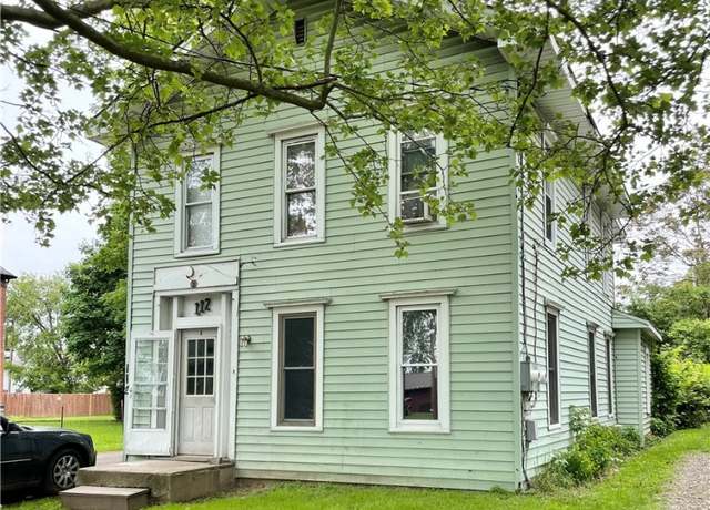 Property at 112 E Chemung Pl, Elmira-city, NY 14904, 4 beds, 2 baths