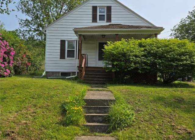 Property at 30 Park Ave, Eldred, PA 16731, 4 beds, 1 bath