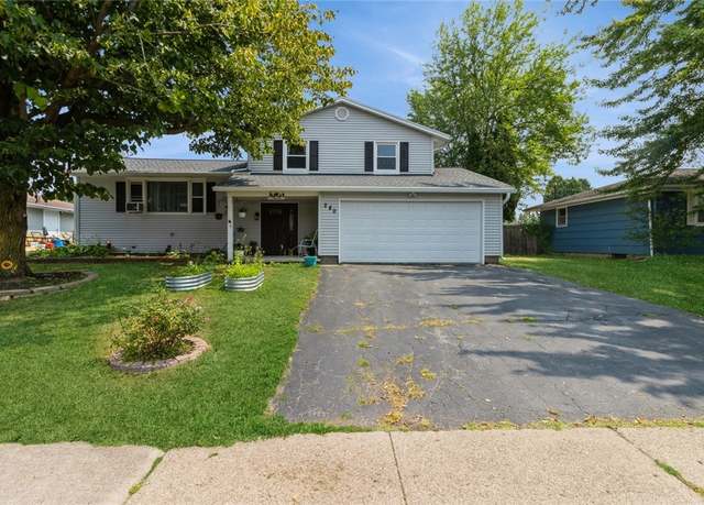Property at 280 Kennedy Cir, Irondequoit, NY 14609, 4 beds, 2 baths