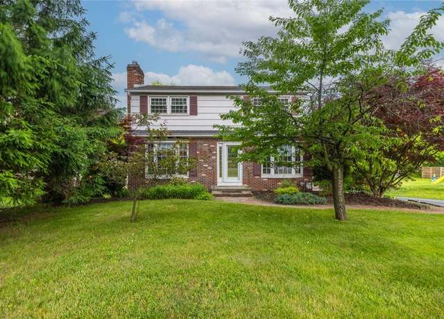 Property at 1973 Penfield Rd, Penfield, NY 14526, 5 beds, 2.5 baths