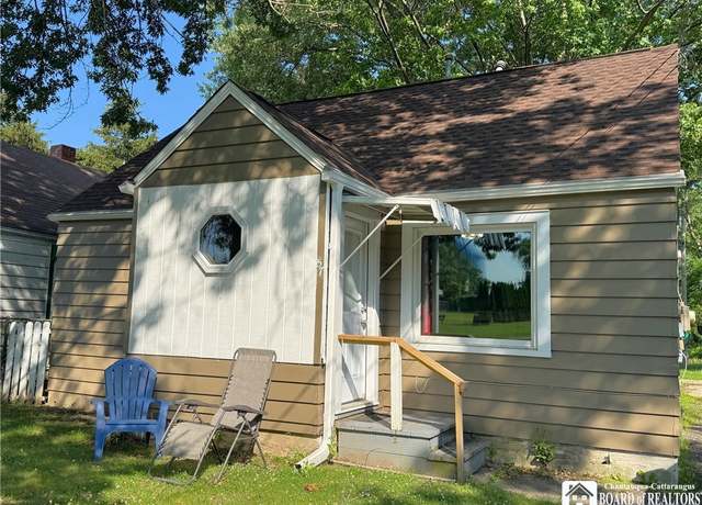 Property at 57 Tenney St, Dunkirk, NY 14048, 2 beds, 1 bath