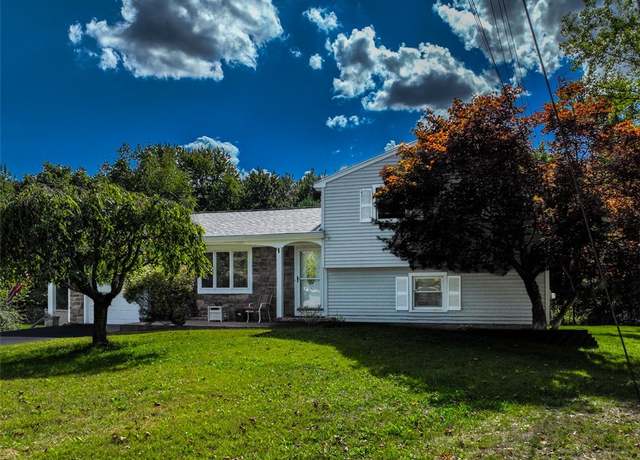 Property at 9 Southview Cir, Macedon, NY 14502, 3 beds, 1.5 baths