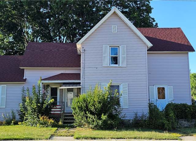 Property at 223 Lincoln St, Wayland, NY 14572, 3 beds, 2 baths