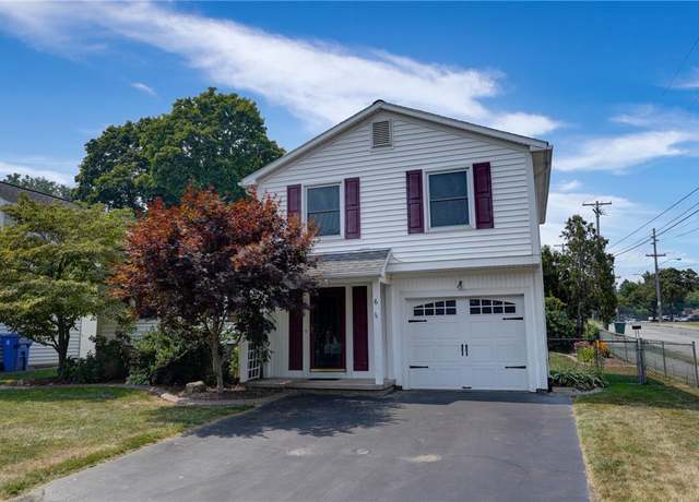 Property at 6 Calvin Rd, Rochester, NY 14612, 3 beds, 1.5 baths