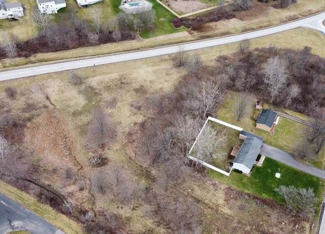 Property at 392 Mildahn Rd, Walworth, NY 14502