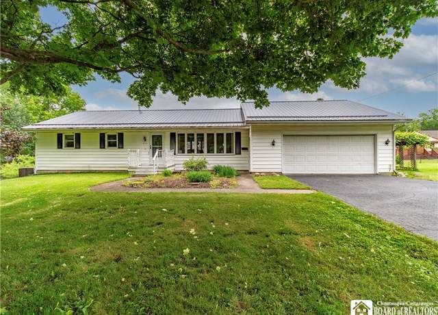 Property at 644 Stowe St, Jamestown, NY 14701, 3 beds, 3 baths