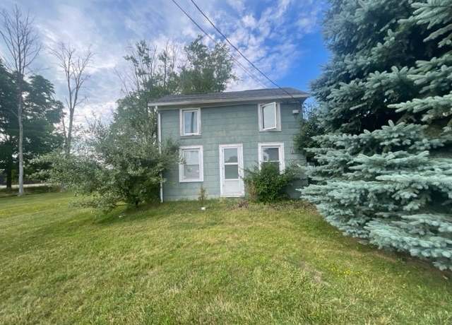 Property at 1338 Brighton Henrietta Town Line Rd Rd, Brighton, NY 14623, 4 beds, 2 baths