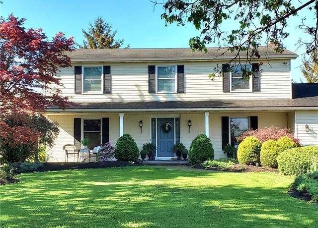 Property at 43 Westview Cres, Geneseo, NY 14454, 3 beds, 2.5 baths