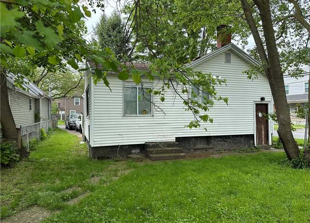 Property at 658 Smith St, Rochester, NY 14606, 2 beds, 1 bath