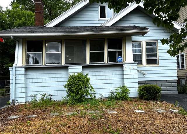 Property at 386 Westfield St, Rochester, NY 14619, 3 beds, 1 bath