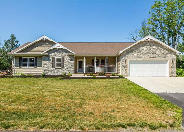 Property at 8437 Roosevelt Dr, Royalton, NY 14067, 3 beds, 2 baths