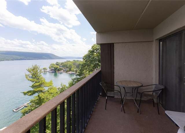 Property at 40 Cliffside Dr, South Bristol, NY 14424, 2 beds, 1.5 baths