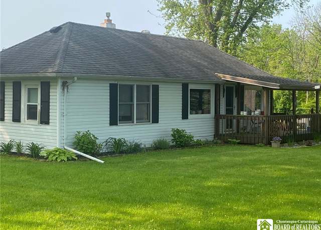 Property at 6607 Lake Dr, Portland, NY 14769, 2 beds, 1 bath