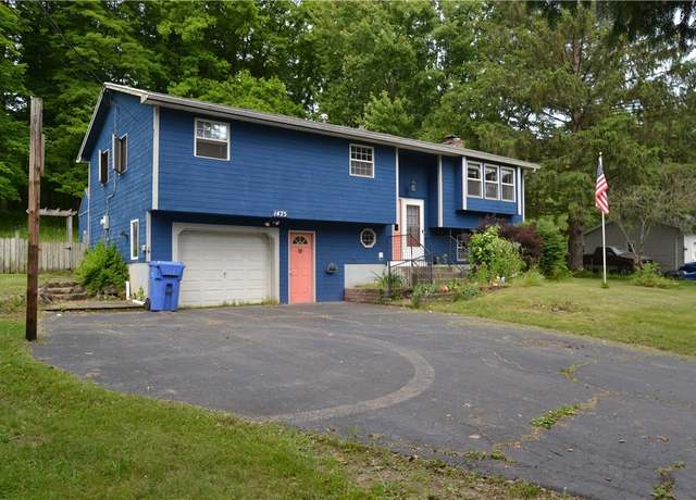 Property at 1475 Willowdale Dr, Macedon, NY 14502, 3 beds, 2 baths