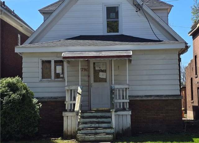 Property at 1791 Welch Ave, Niagara Falls, NY 14303, 4 beds, 2 baths