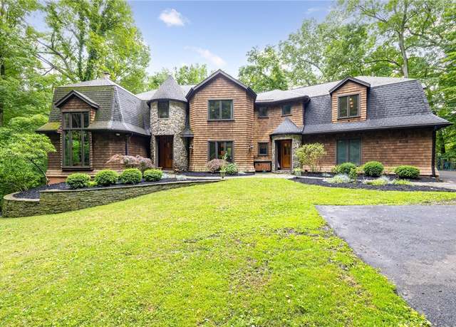 Property at 42 Lake Lacoma Dr, Perinton, NY 14534, 4 beds, 5 baths