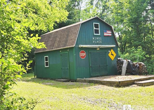 Property at 8805 Chautauqua Rd, Pomfret, NY 14063, 1 bed