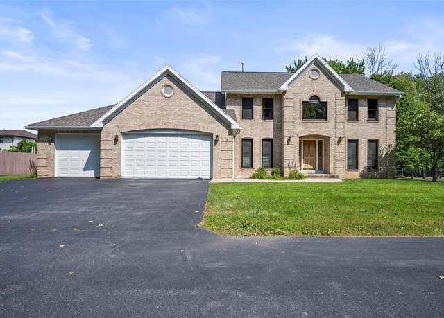 Property at 72 Laureen Ln, Greece, NY 14626, 6 beds, 3.5 baths