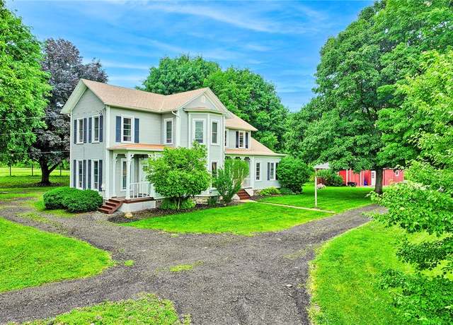 Property at 2360 Harris Rd, Palmyra, NY 14522, 4 beds, 2 baths