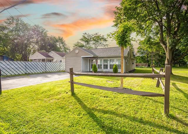 Property at 397 Merrill Pl, Southport, NY 14904, 3 beds, 1 bath