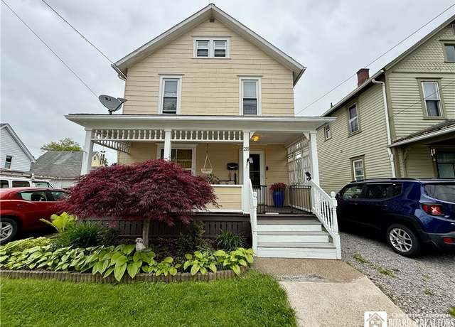 Property at 218 N 12th St, Olean-city, NY 14760, 3 beds, 1.5 baths