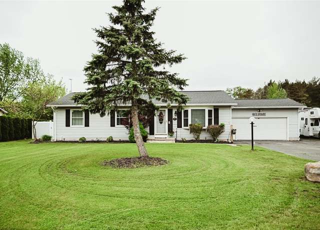 Property at 5837 S Gate Dr, Fleming, NY 13021, 3 beds, 2 baths