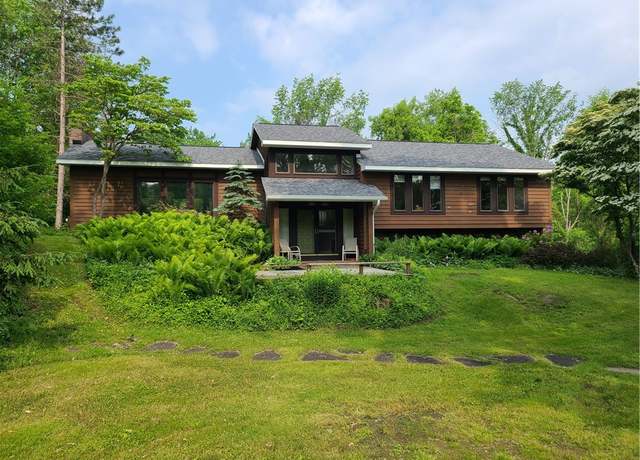 Property at 1324 New Seabury Ln, Victor, NY 14564, 4 beds, 3 baths