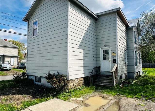 Property at 918 Grand Central Ave, Elmira-city, NY 14901, 4 beds, 1 bath