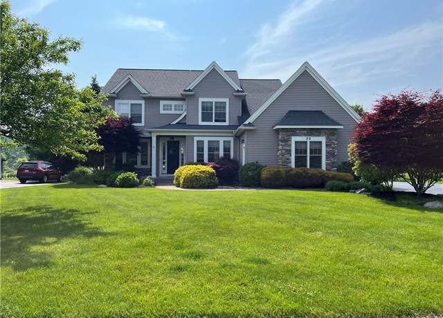 Property at 29 Copper Beech, Perinton, NY 14450, 4 beds, 3.5 baths