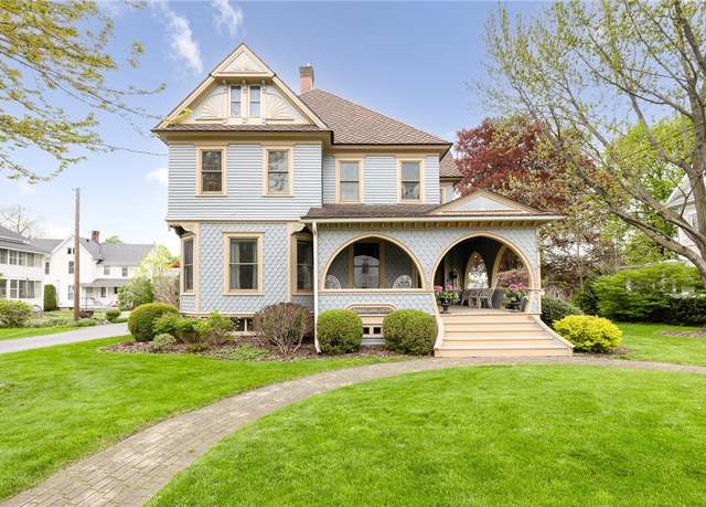 Property at 113 Franklin St, Arcadia, NY 14513, 5 beds, 2.5 baths