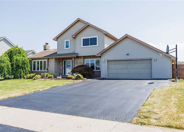 Property at 764 Whistlers Cove Ln, Greece, NY 14612, 3 beds, 2.5 baths