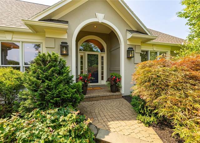 Property at 42 Cobble Creek Rd, Victor, NY 14564, 4 beds, 2.5 baths