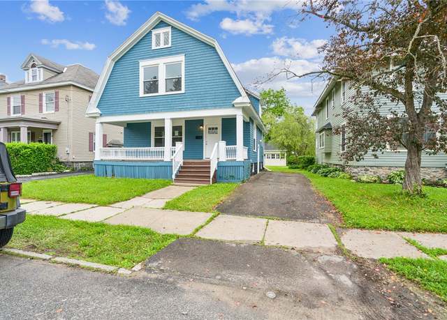 Property at 139 Second Ave, Gloversville, NY 12078, 3 beds, 1.5 baths