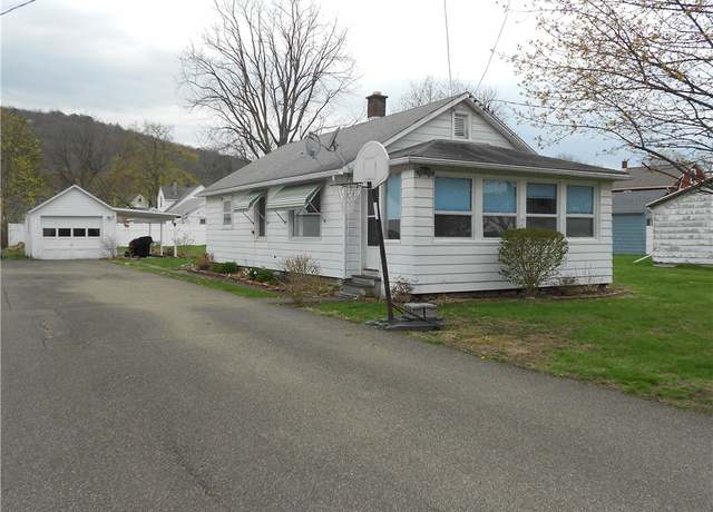 Property at 604 Spruce St, Southport, NY 14904, 2 beds, 1 bath