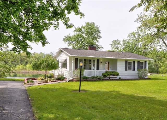 Property at 914 Waterloo Geneva Rd, Waterloo, NY 13165, 2 beds, 1 bath