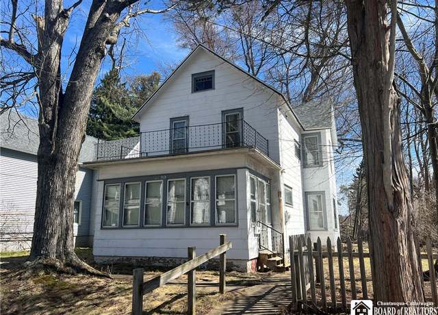 Property at 213 S Clinton St, Olean-city, NY 14760, 4 beds, 2 baths