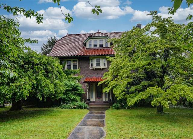 Property at 20 Seneca Pkwy, Rochester, NY 14613, 4 beds, 2.5 baths