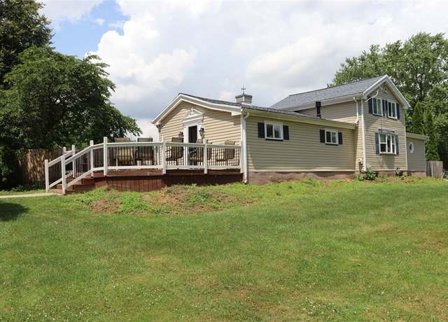 Property at 697 N Greece Rd, Greece, NY 14626, 3 beds, 1 bath