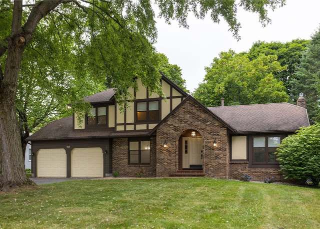 Property at 107 Briar Wood Ln, Greece, NY 14626, 3 beds, 3.5 baths